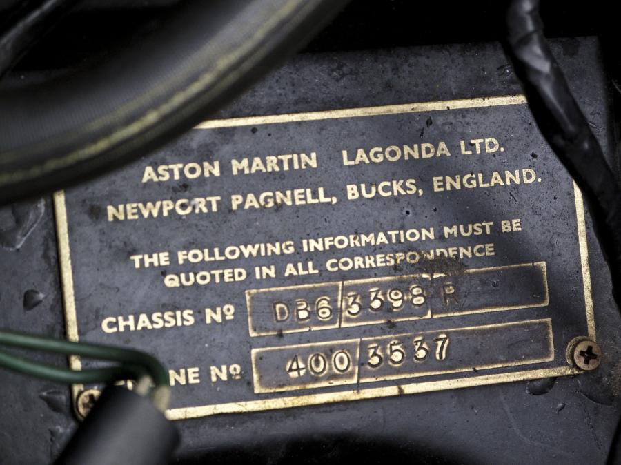Моторный отсек Aston Martin DB6 (3398/R) 1968 года  (фото 14 из 20)